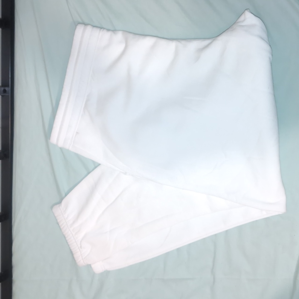 Women's 3x white sweat pants NWOT - Picture 2 of 3